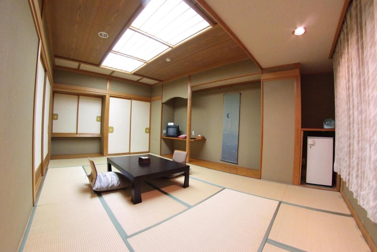 Masuya Ryokan Nozawaonsen Buitenkant foto