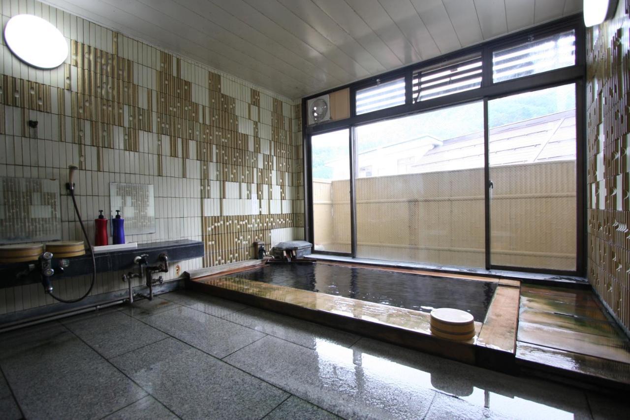 Masuya Ryokan Nozawaonsen Buitenkant foto